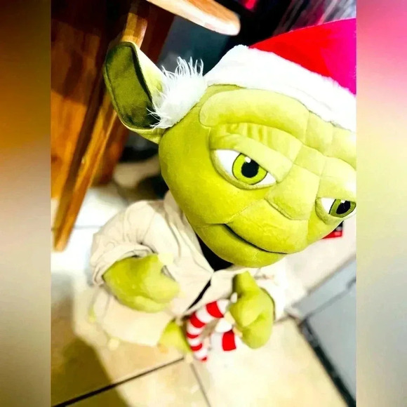 BIG 20 inch Tall Star Wars Yoda Plush- Christmas Santa Claus by Gemmy - Picture 3 of 9